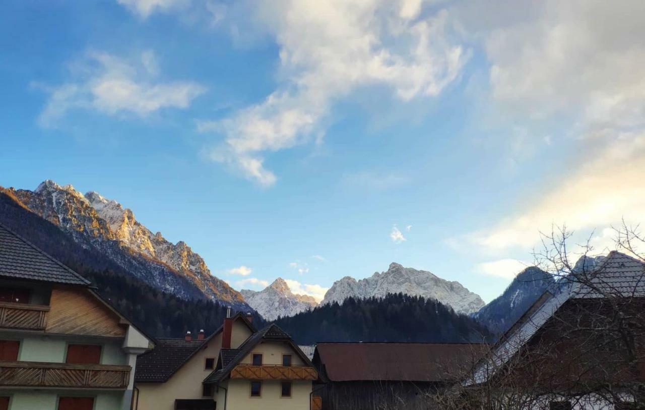 Cozy Nest In The Heart Of Kranjska Gora Apartman Kültér fotó